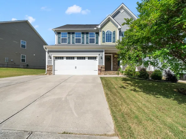 3430 Jordan Shires Dr, New Hill, NC 27562