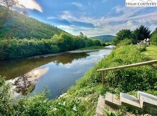 528 Cranberry Creek Rd, Laurel Springs, NC 28644