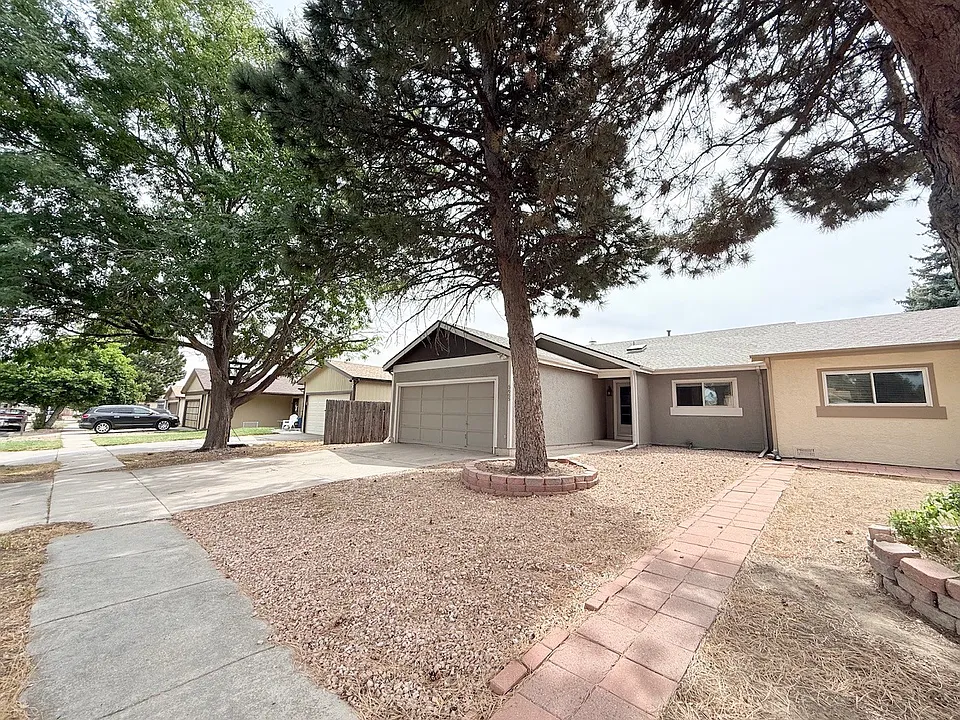 5665 S Buckskin Pass Dr