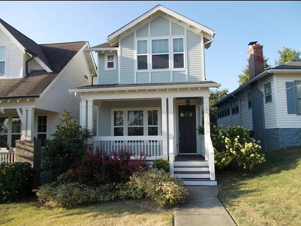 1st image of 1015B Caldwell Ave #B