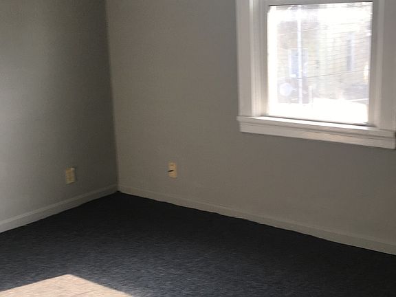 3rd image of 3600 Maria Ave