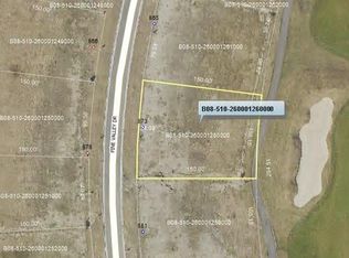 873 Pine Valley Dr, Bowling Green, OH 43402