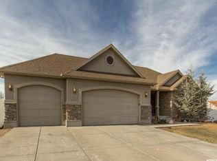 2623 N 2275 W, Clinton, UT 84015