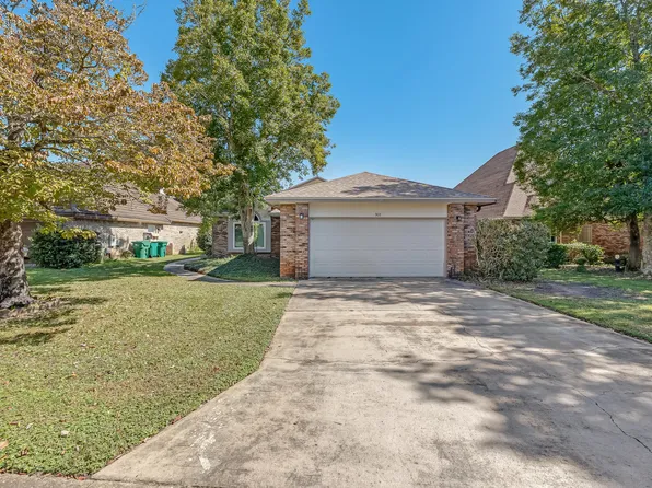 901 Shalimar Cv, Shalimar, FL 32579