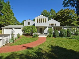 23 Crooked Trail Rd, Norwalk, CT 06853