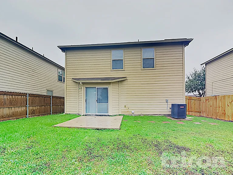 635 Cherokee Blvd — Photo 16
