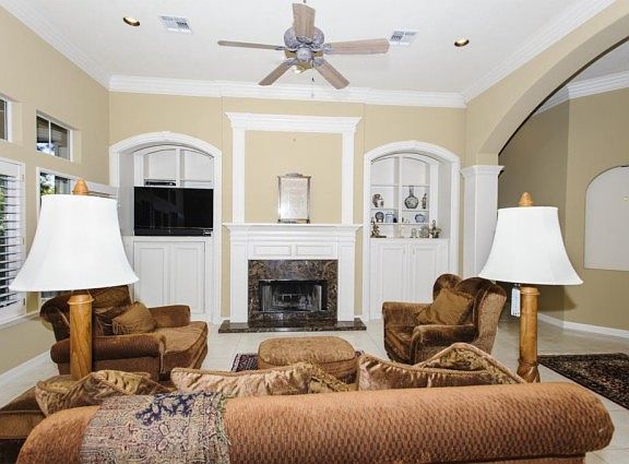 5th image of 171 Sunnyvale W