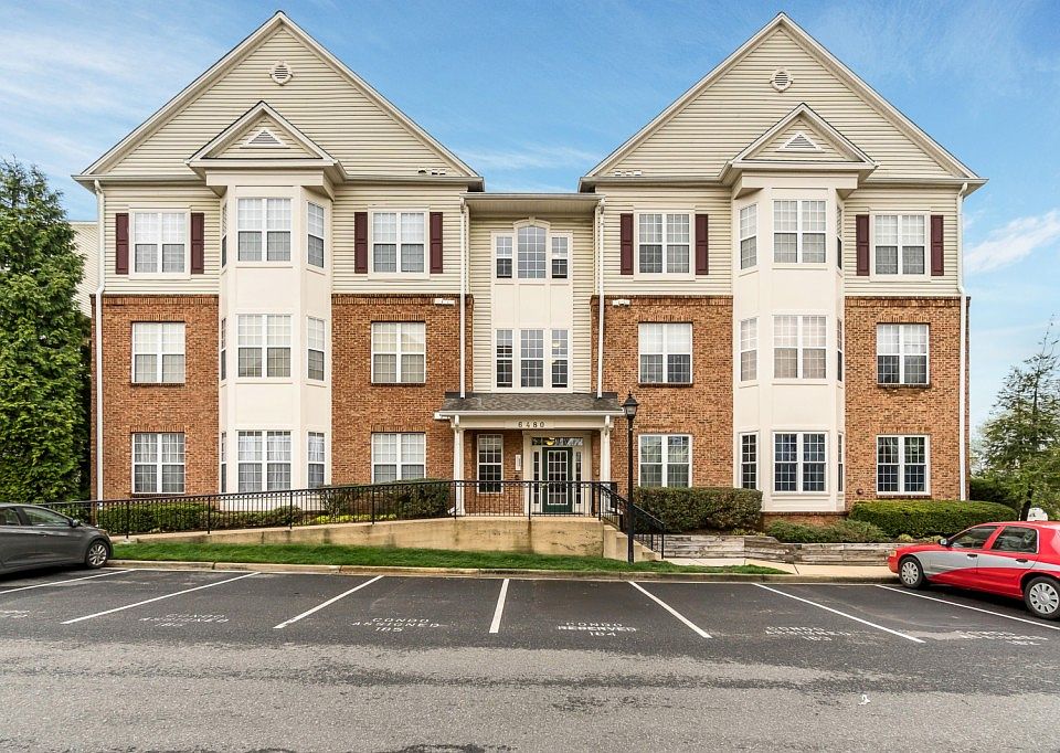 1st image of 6480 Cheyenne Dr Unit 303