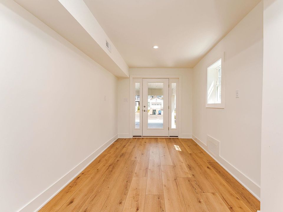 114 W Columbine Rd E, Wildwood Crest, NJ 08260 | Zillow