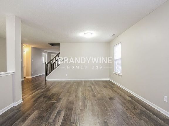 4th image of 6644 Sonesta Dr