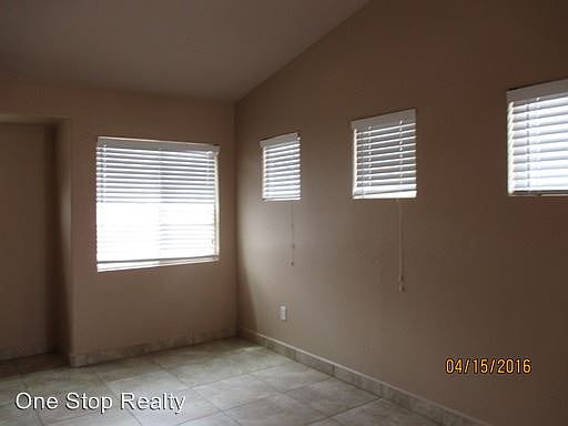 3rd image of 4723 Mountain Snow St