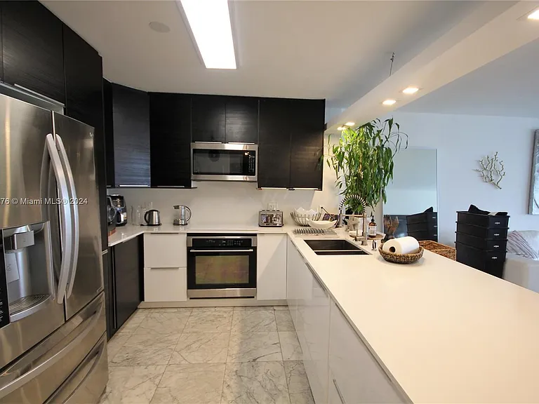 5151 Collins Ave #933 — Photo 4