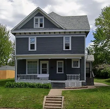 220 N Prairie Ave #8