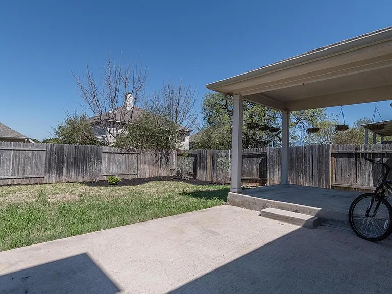 745 Rusk Rd — Photo 23