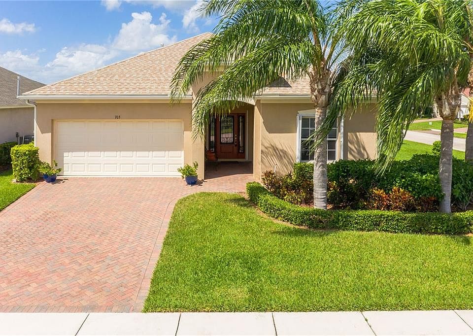 1st image of 703 Honeybell Ct SW