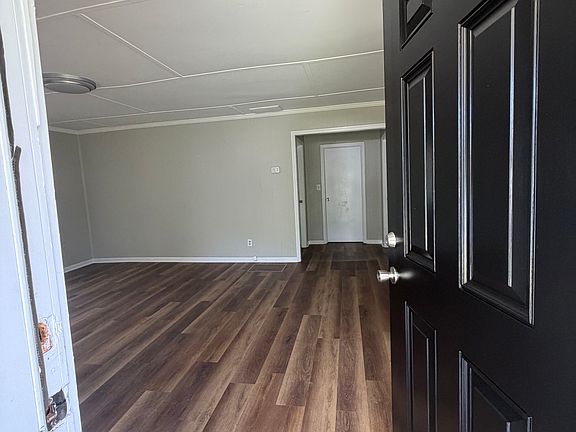 2nd image of 1310 Colony Rd