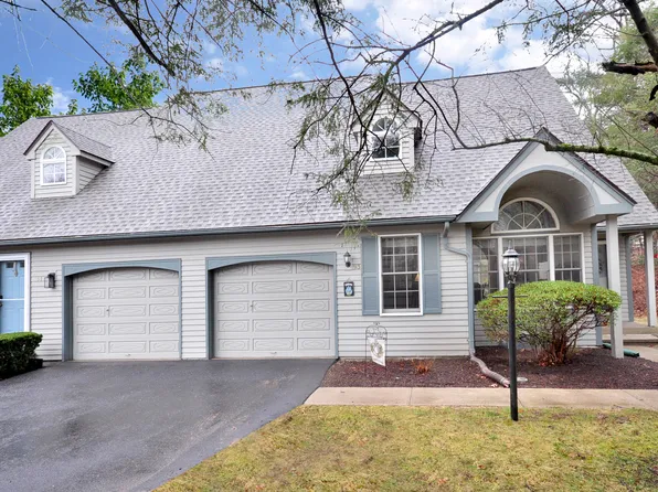 93 Fox Hollow Drive #93, Windsor Locks, CT 06096