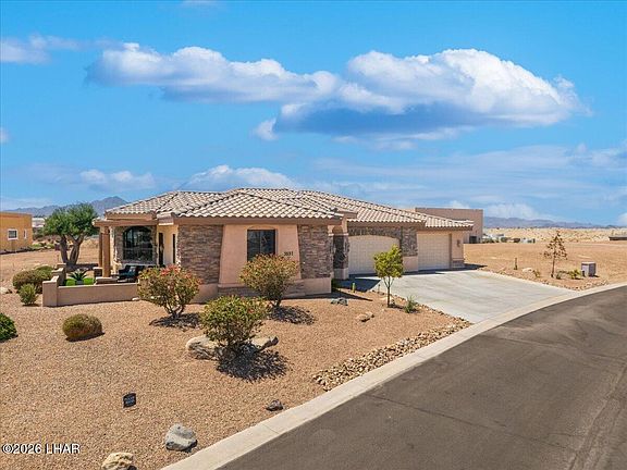 3rd image of 3537 N Winifred Way