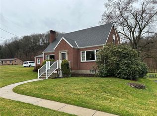 782 Wildlife Lodge Rd, Lower Burrell, PA 15068