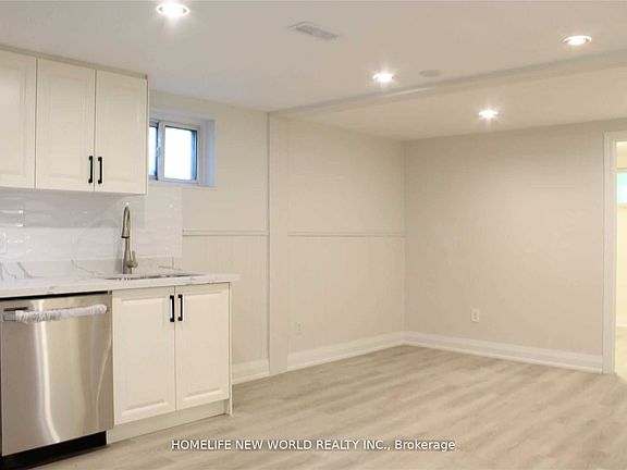 4th image of 43 Blaketon Rd