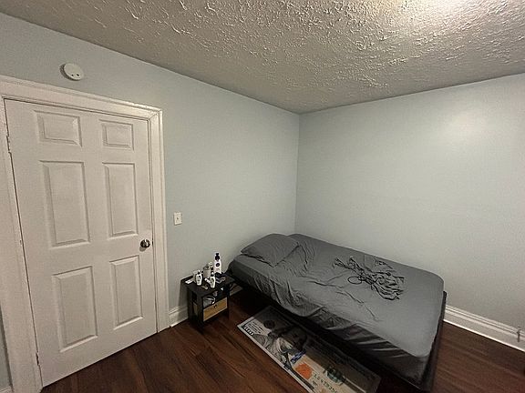 5th image of 562 Seward St