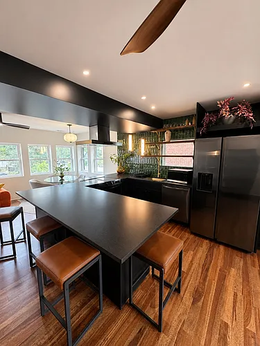 321 Channing St NE Photo 1