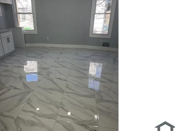 30 Alexander St #1, Newark, NJ 07106