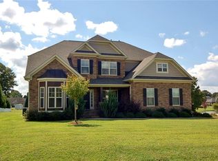 8503 Julina Dr, Oak Ridge, NC 27310