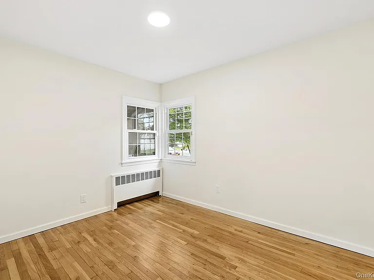 2 Dorset Ln — Photo 11
