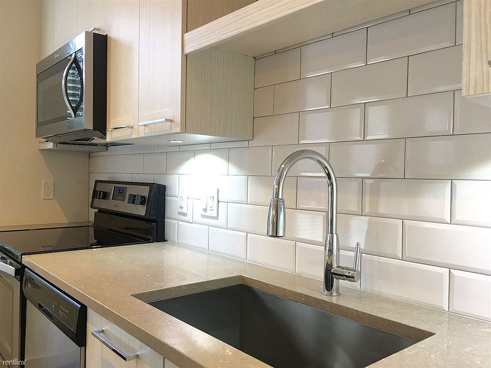 1st image of 4876 New Broad St
