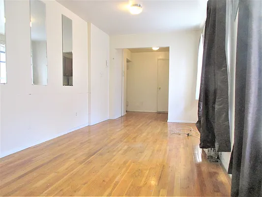 Rented by City Connections Realty | media 6