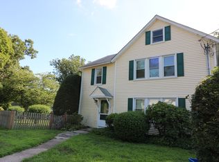 2 Oak St, Westport, CT 06880