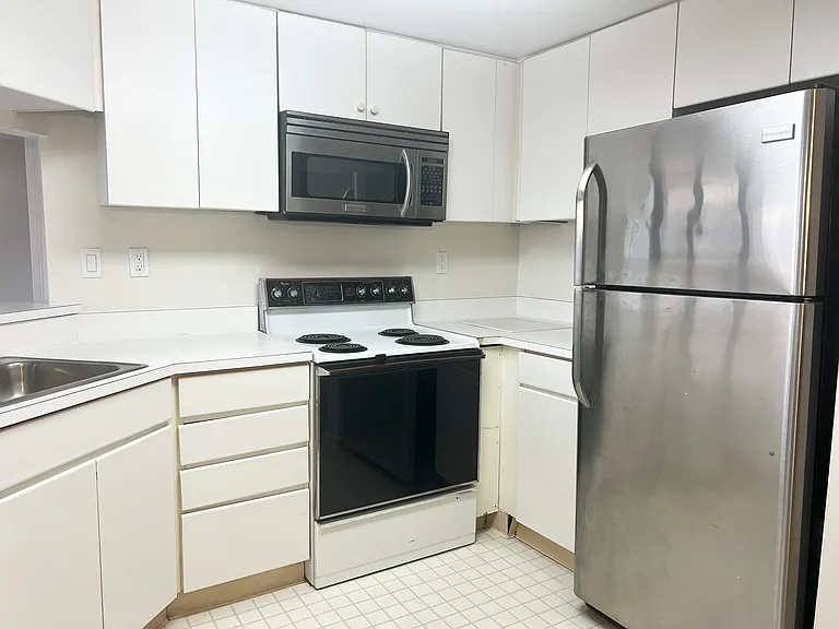 127 Greyrock Pl #1613 — Photo 3