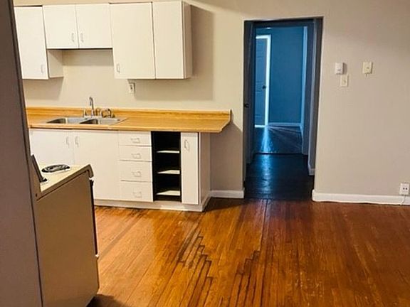 4th image of 4508 Pennsylvania Ave APT 1N