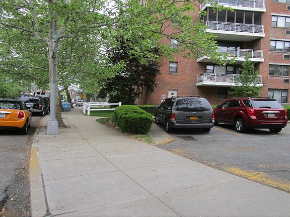 2nd image of 8935 155th Ave APT 1F