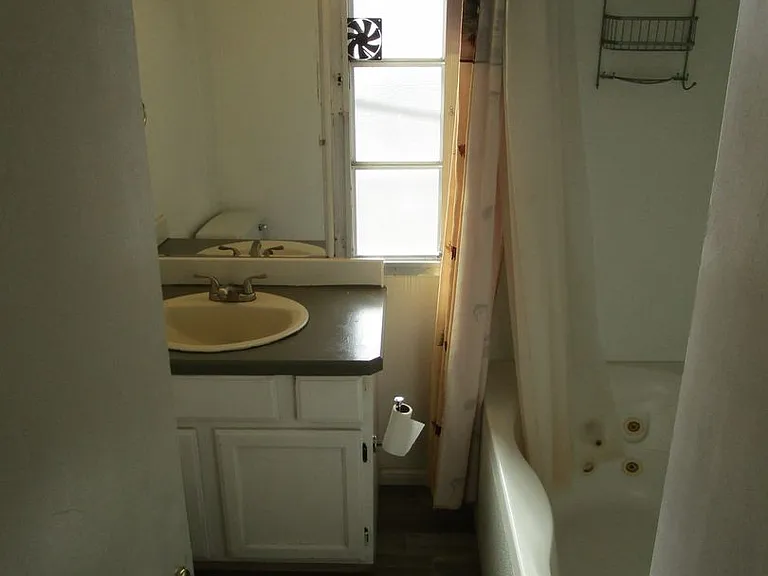 6760 SE Canyon Rd — Photo 7