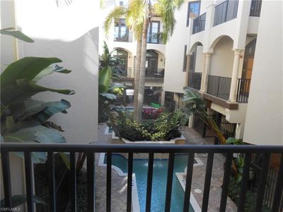 684 10th Ave S, Naples, FL, 34102