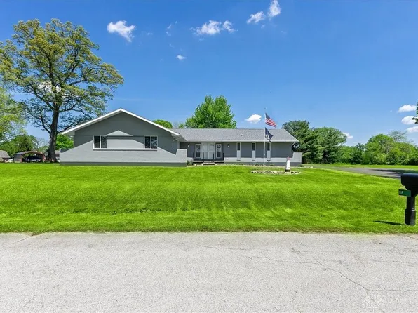 88 King Tree Ln, Springfield, OH 45506