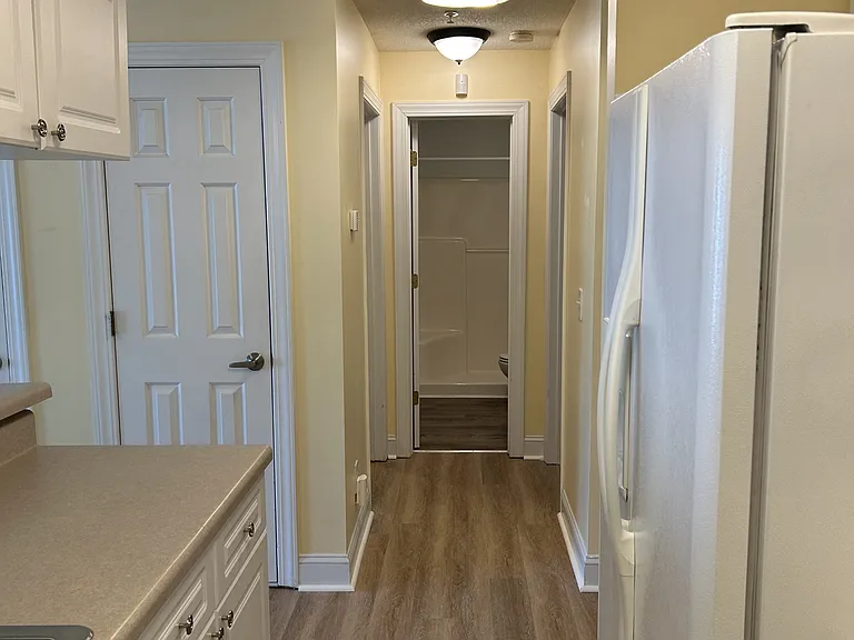 627 Woodmoor Dr #302-1 — Photo 6