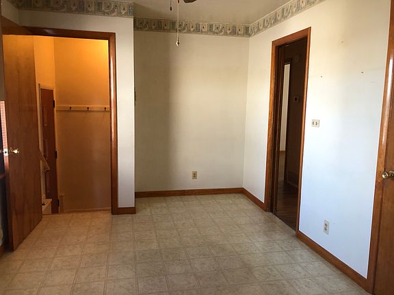 5th image of 2708 Hobson Dr