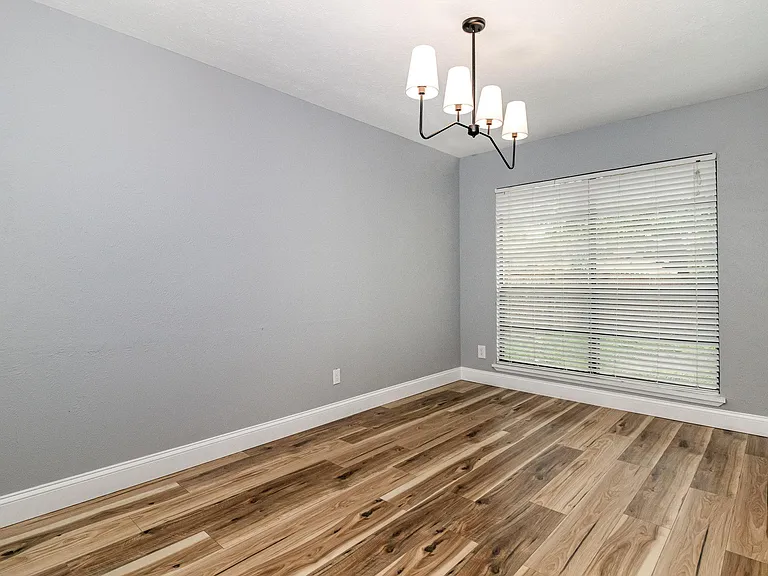 4716 Roberts Dr — Photo 17