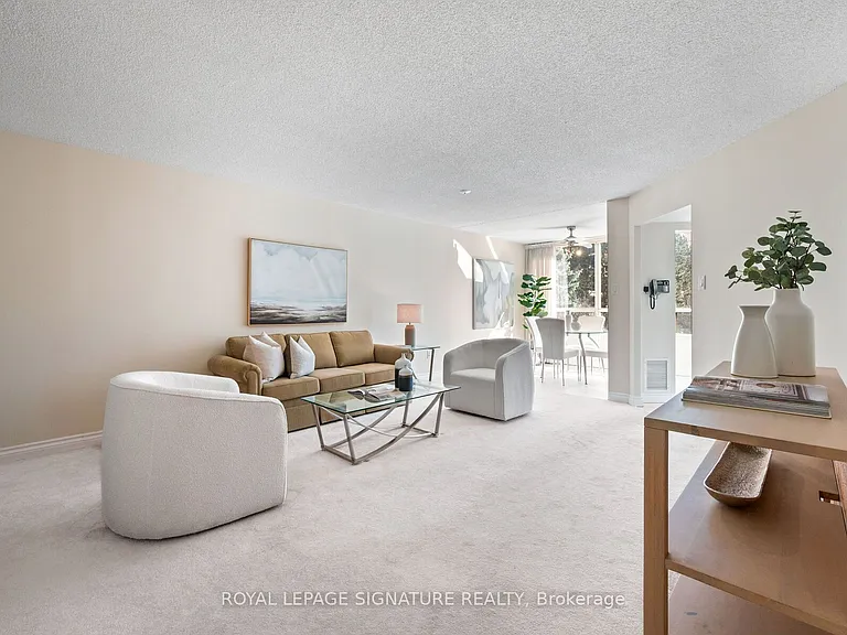 1210 Don Mills Rd #324 — Photo 2