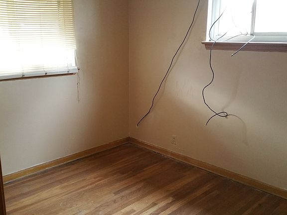 4th image of 17323 Judson Dr