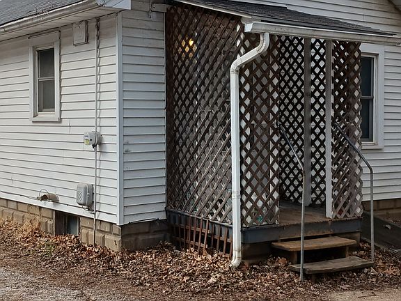 3rd image of 108 Urbandale Ave