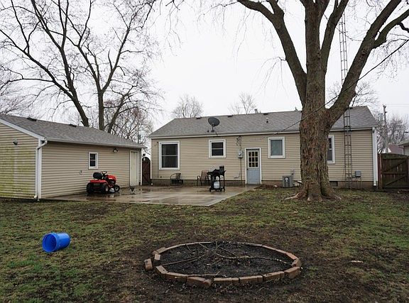 5th image of 505 E Water St