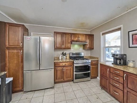 4th image of 26 Shute Path