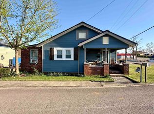 477 Peach St, Selmer, TN 38375