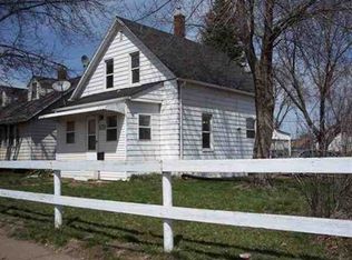 821 S Concord St, Davenport, IA 52802