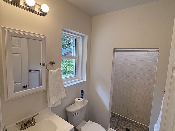 5th image of 1595 Soco Rd APT 7
