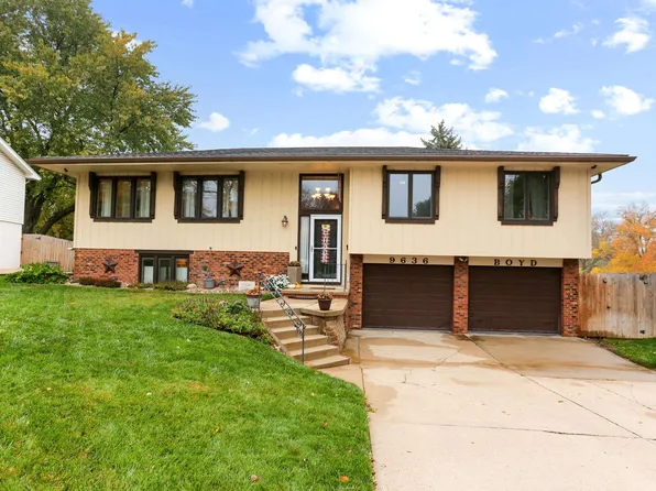 9636 Boyd Cir, Omaha, NE 68134